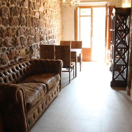 Apartamentos Rurales La Villa De Piedra Cartes Eksteriør billede